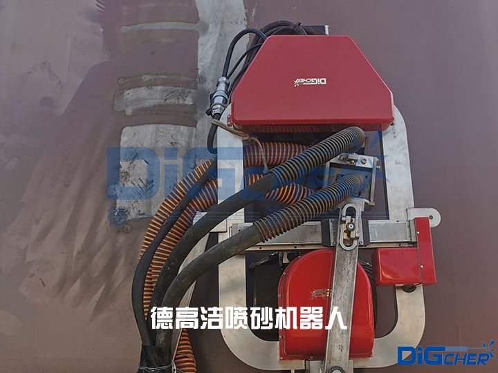 德高潔噴砂機(jī)器人